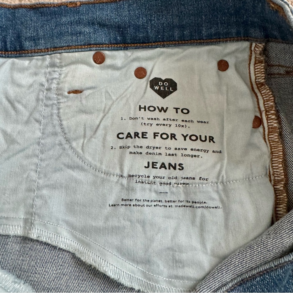 Madewell Mid Rise Kick Out Jean - Picture 11 of 15